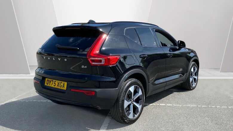 Volvo XC40 2.0 B4P Plus Dark 5dr Auto Petrol Estate